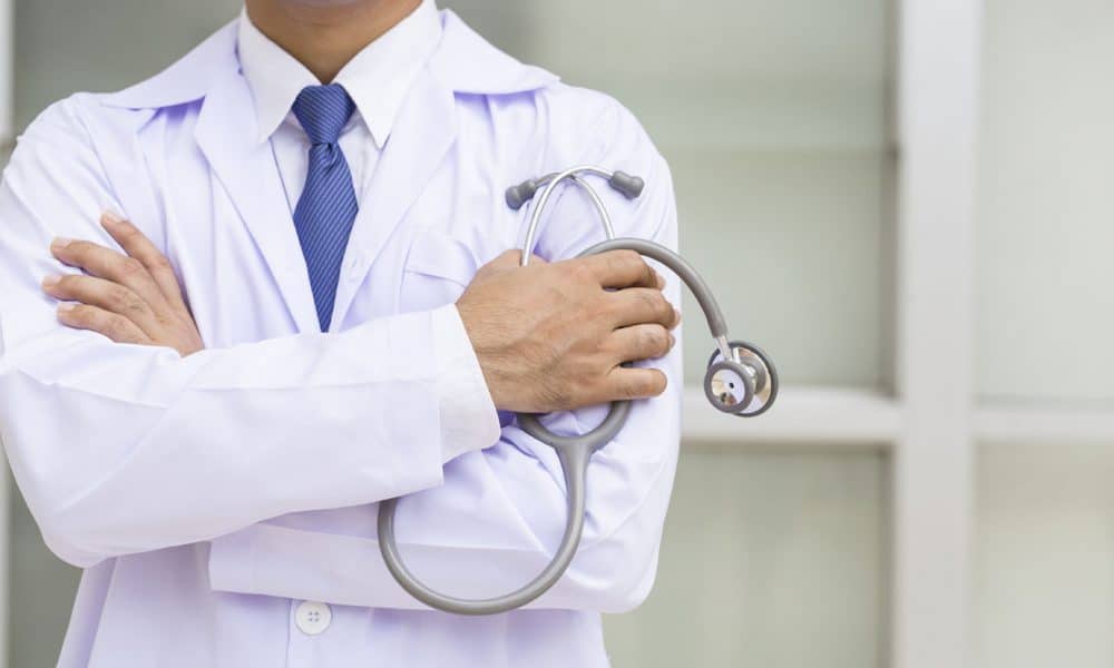 GDF libera R$ 32 milhões para contratar mais médicos e enfermeiros