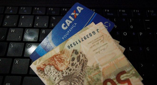Os trabalhadores do setor da cultura afetados pela pandemia de covid-19 terão direito a mais tempo para pedirem o benefício da Lei Aldir Blanc.