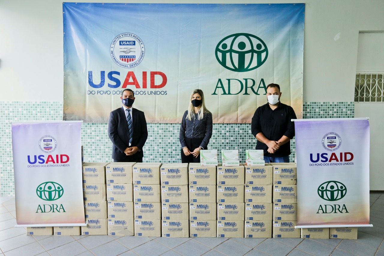 A SES-DF recebeu 56 mil luvas de segurança e proteção. O material foi doado pela Adra em parceria com a Embaixada dos Estados Unidos no Brasil.