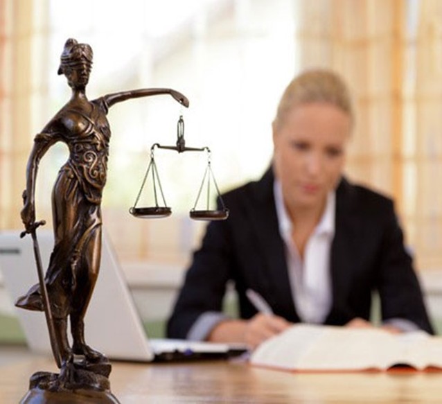 Advogada promove uma série com discussões e bate papo para falar dos desafios encontrados pelas mulheres no mundo jurídico