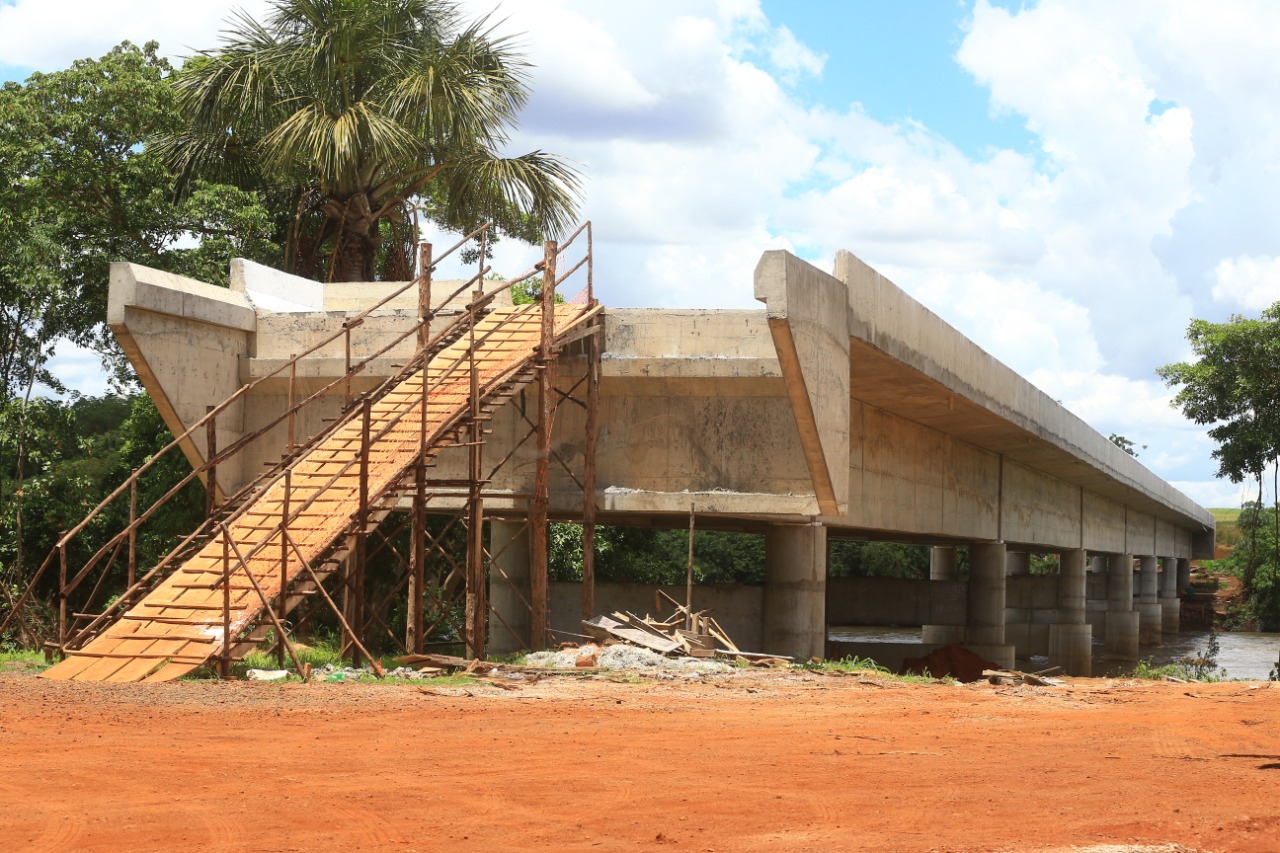 Programa será lançado nesta segunda(03/05), às 16h, em Formosa. É o ponta pé para a construção de cerca de 180 pontes no estado.