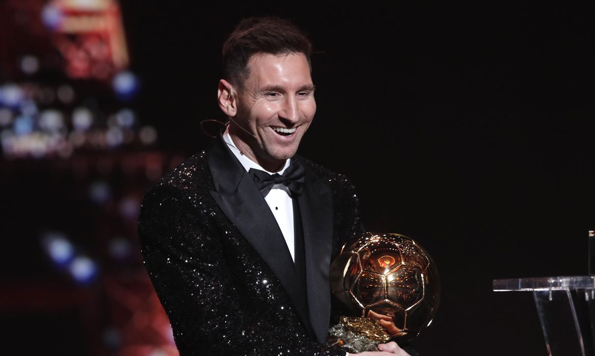 O maior da história: Messi ganha sua 7ª Bola de Ouro