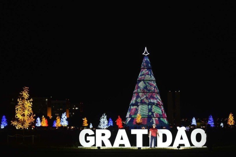 Vídeo: Brasília Iluminada traz luz para o Natal do DF