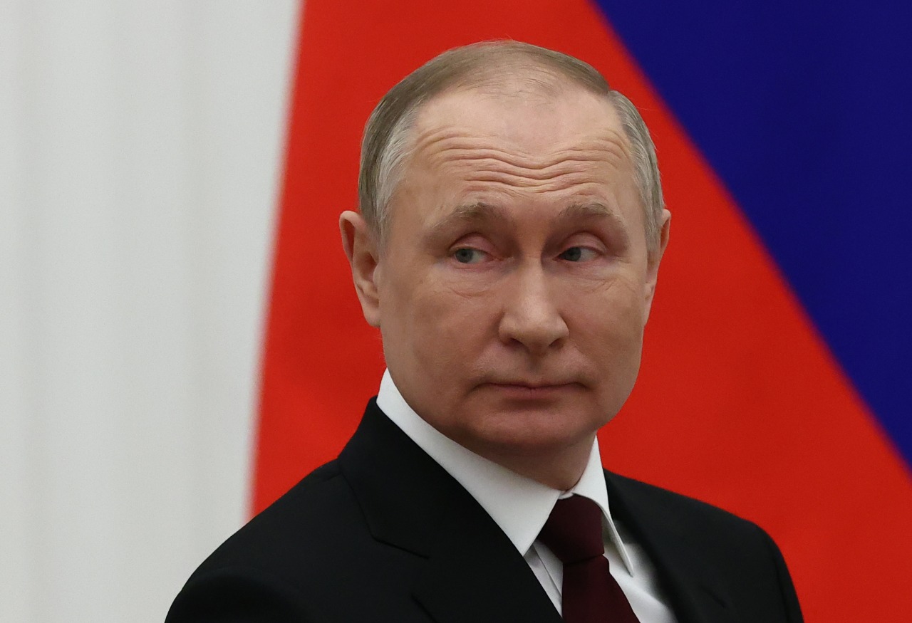 Putin desafia mundo ocidental ao agir na Ucrânia